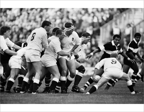 The England forwards look on as Richard Hill passes away against Fiji in 1989