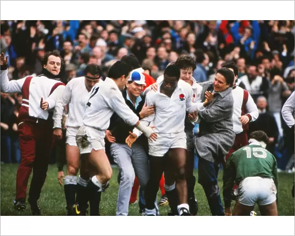Englands Chris Oti is mobbed by fans after his hat-trick against Ireland - 1988 Five Nations