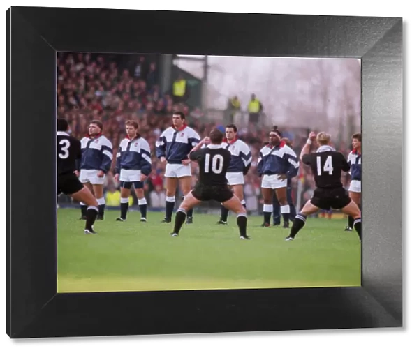 England face the Haka before defeating the All Blacks in 1993