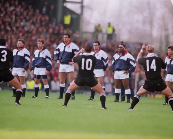 England face the Haka before defeating the All Blacks in 1993