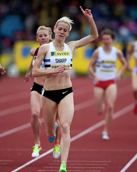 Lynsey Sharp wins the 800m GB Olympic trial