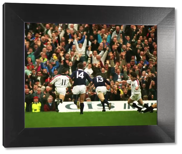 Rory Underwood scores against Scotland - 1993 Five Nations