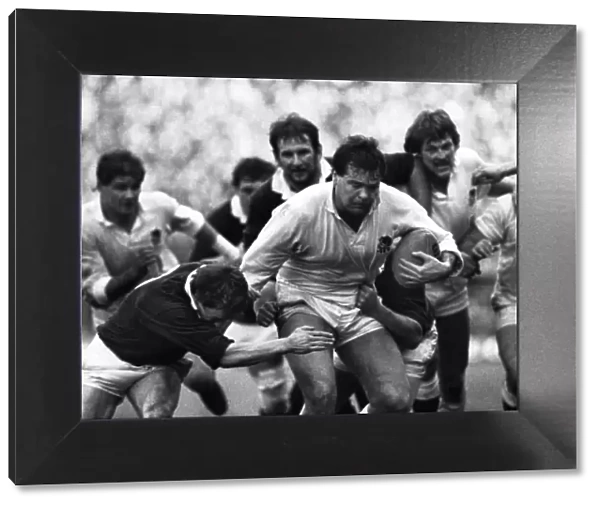 Gary Pearce runs against Scotland - 1983 Five Nations