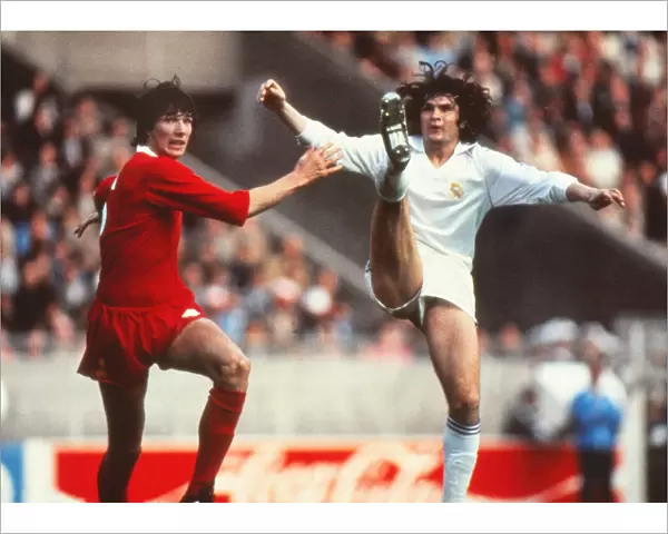 Liverpools Alan Hansen and Real Madrids Jose Antonio Camacho - 1981 European Cup Final