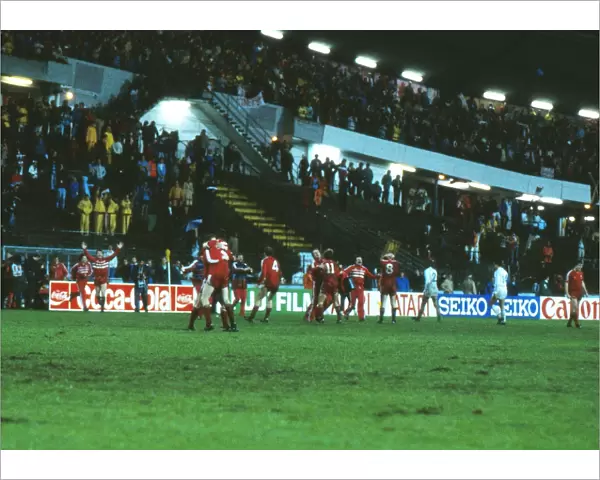 Aberdeen celebrate at the final whistle - 1983 Cup Winners Cup Final