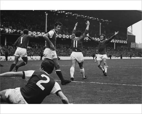 Evertons Johnny Morrissey celebrates his goal