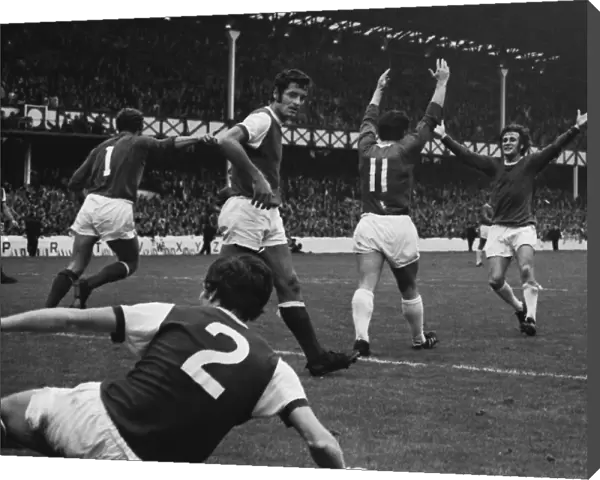 Evertons Johnny Morrissey celebrates his goal