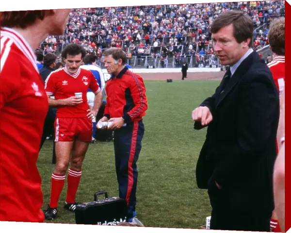 Alex Ferguson talks to his players before extra time - 1982 Scottish Cup Final
