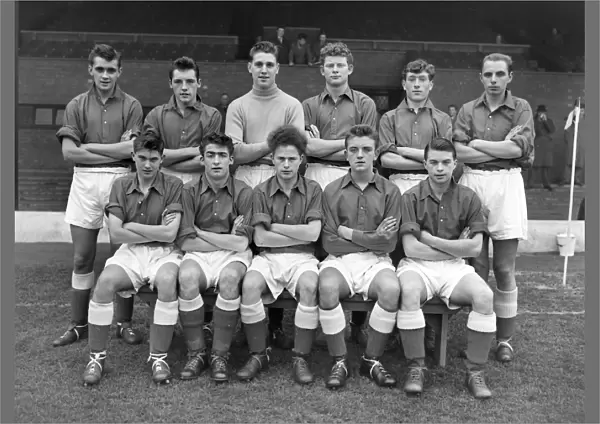 FA Amateur XI - 1955  /  6