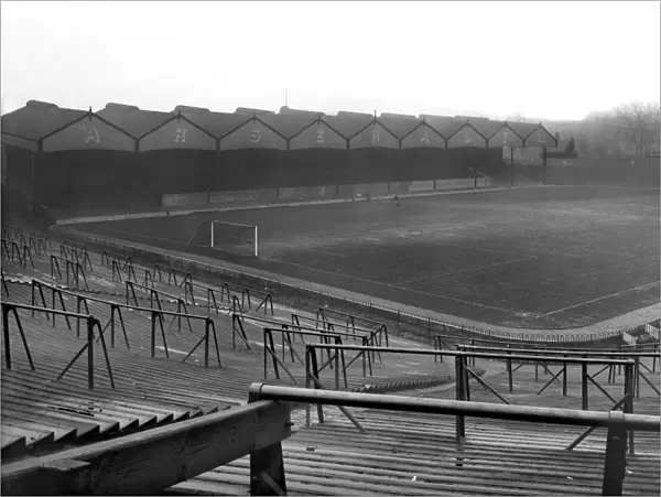A general view of Arsenal Stadium, Highbury, during the 1927  /  8 season