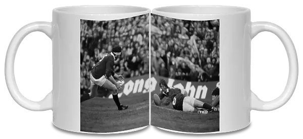Alan Tomes scores for Scotland against Wales - 1981 Five Nations (1 of 3)
