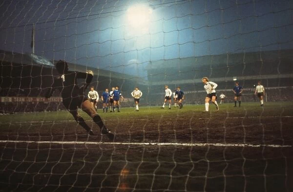 Alan Hinton misses a penalty for Derby in the 1973 European Cup semi-final second leg against Juventus