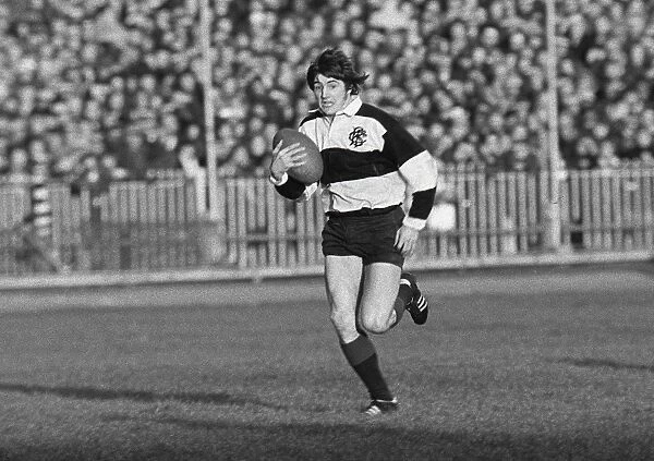 Andy Irvine in action for the Barbarians, 1976