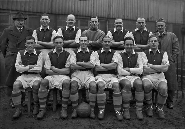 Arsenal - 1945 / 46. Football - 1945  /  1946 season - Arsenal Team Group