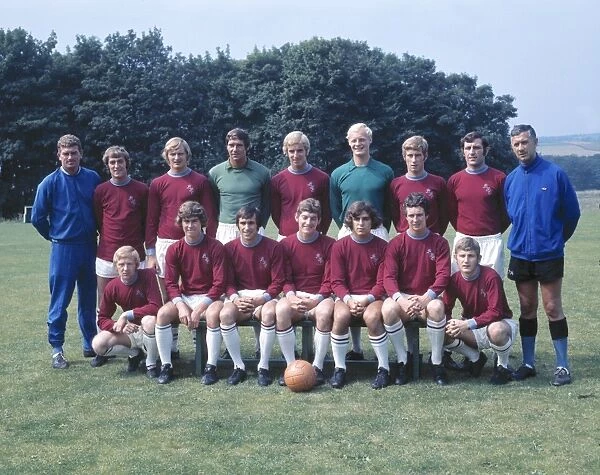 Burnley F.C Team Group 1971 / 72