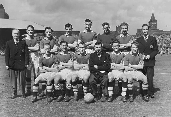 Chelsea - 1954 / 55. Football - 1954  /  1955 First Division - Manchester United 2 Chelsea 1