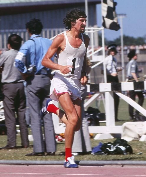 Dave Bedford (GBR) 12 / 07 / 1972. Crystal Palace. Credit : Colorsport