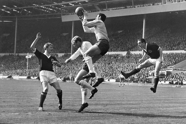Denis Law, Gordon Banks & Bobby Moore in action - England 1 Scotland 2, 1963