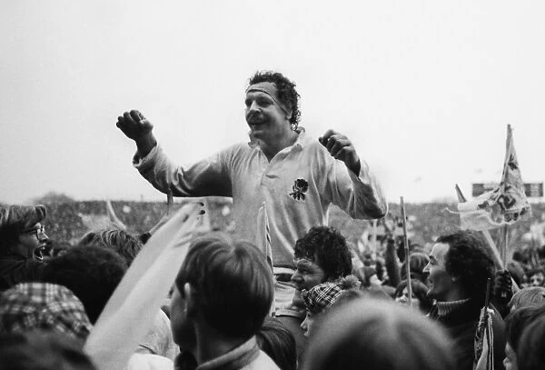 England captain Bill Beaumont is chaired off the Murrayfield pitch after winning the Grand Slam - 1980 Five Nations