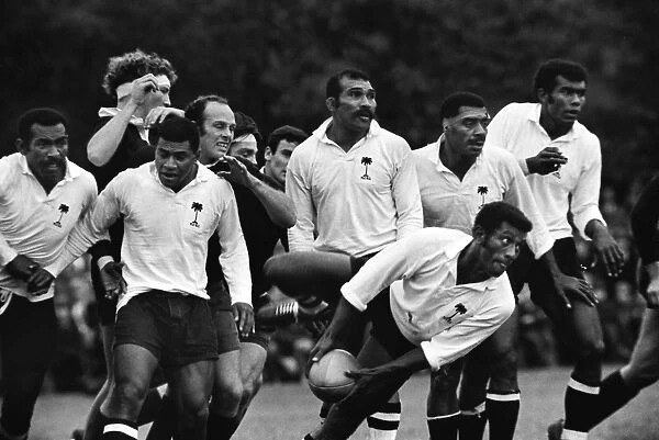 Fiji attack after winning a line-out on their 1970 tour against against Oxford University