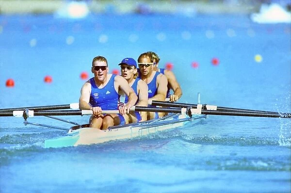 Great Britains Coxless four rowers on the way to gold at the Sydney Olympics