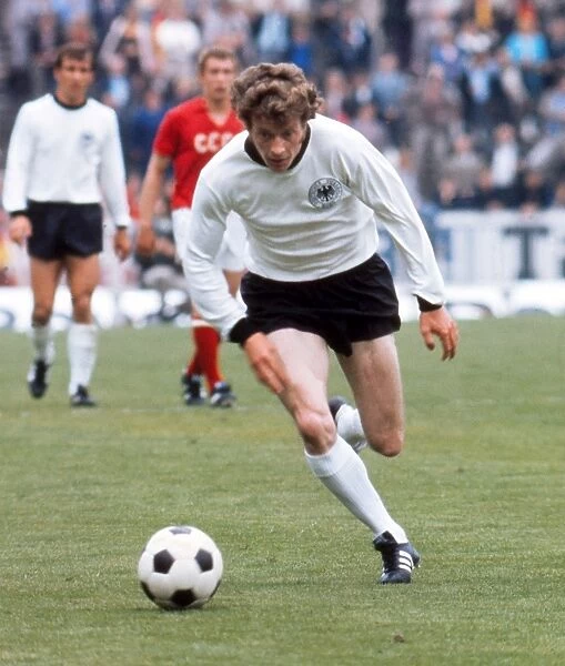 Herbert Wimmer on the ball in the final of Euro 72