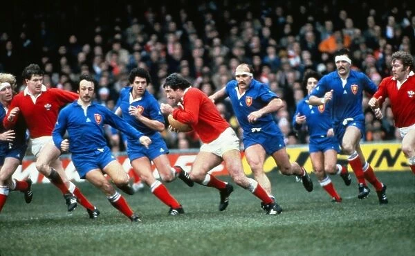 Jeff Squire on the charge for Wales against France - 1982 Five Nations