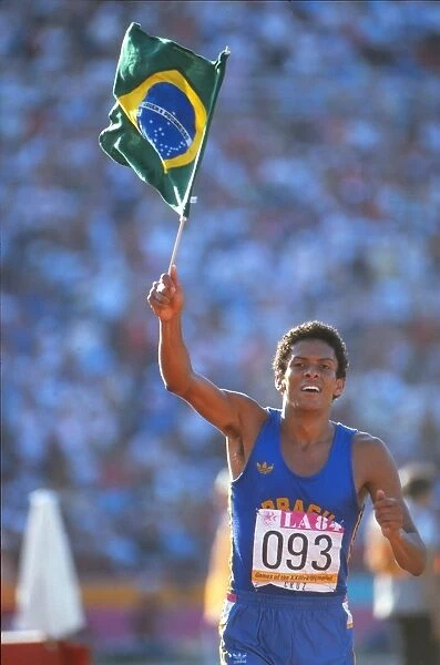 Joaquim Cruz celebrates winning the 1984 Olympic 800m