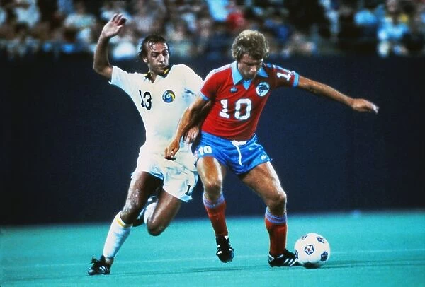 John West is challenged by Johan Neeskens during the 1979 NASL