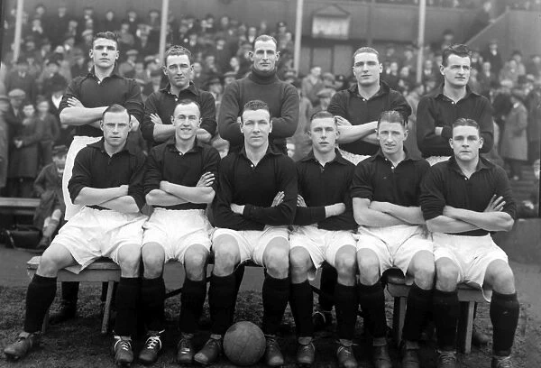 Liverpool - 1935 / 36. Football - 1935  /  1936 season - Liverpool Team Group