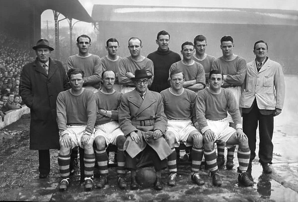 Liverpoool - 1946. Football - Liverpool Team Group 1946