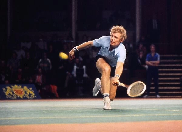 Mark Cox at the 1975 Rothmans International Tennis Trophy