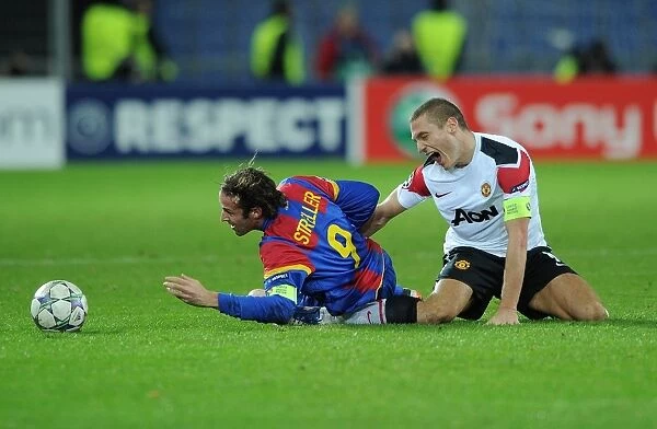Nemanja Vidic is injured during the 2011 Champions League
