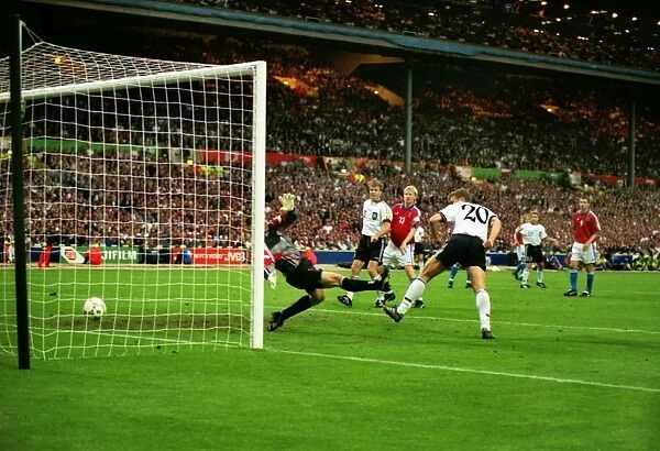 Oliver Bierhoff scores Germanys first goal in the Euro 96 Final