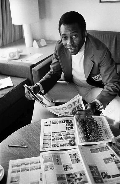 Pele relaxes at the 1974 World Cup