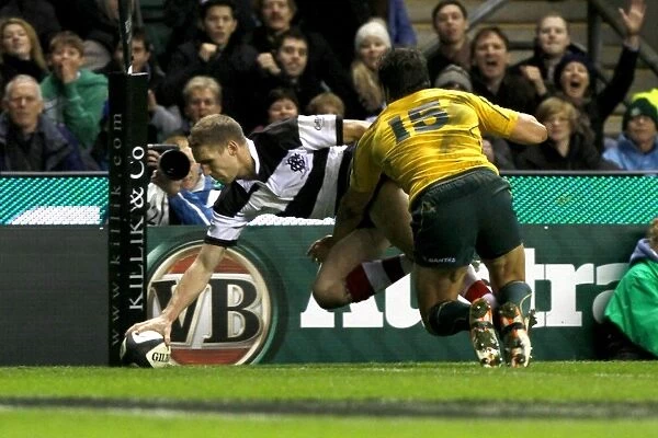 Sam Tomkins scores for the Barbarians