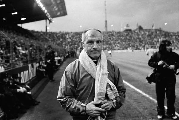 Bill Shankly leads Liverpool to UEFA Cup Glory