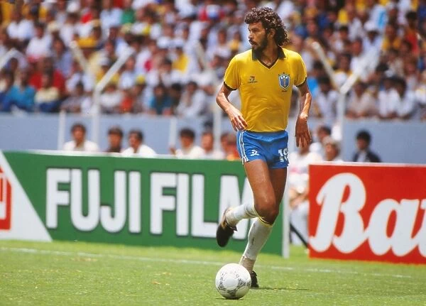 Socrates on the ball at the 1986 World Cup