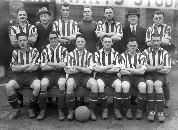 Southampton Team Group 1927 / 28