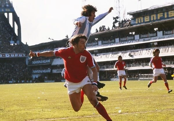 Stuart Pearson scores for England against Argentina in 1977