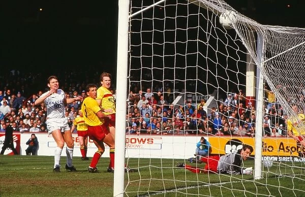 Tottenham score in the 1987 FA Cup Semi-Final