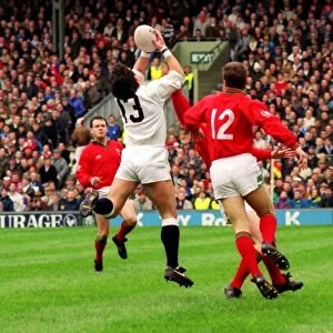 Will Carling gathers Rob Andrews kick to score against Wales - 1992 Five Nations