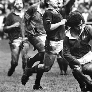 Ian McGeechan scores for the Lions - 1977 British Lions Tour to New Zealand