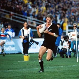 John Kirwan runs in for his try in the 1987 World CUp Final