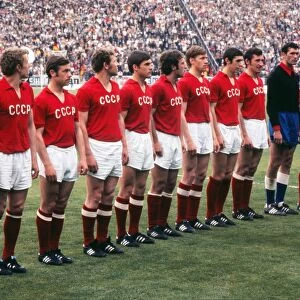 The Soviet Union team line up before the final of Euro 72