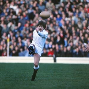 Stuart Barnes kicks ahead for England against Australia in 1984