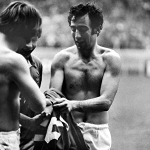 Wales JPR Williams and Frances Jean-Michel Aguirre swap shirts - 1979 Five Nations