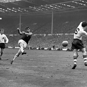West Hams Geoff Hurst - 1964 FA Cup Final
