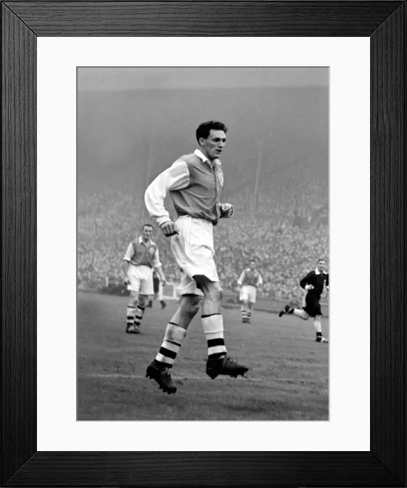 Framed Print : Raymond Daniel - Arsenal Framed Print : Raymond Daniel - Arsenal