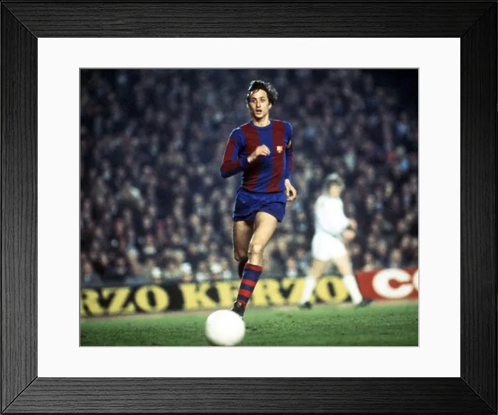 Framed Print : UEFA QF L2: Barcelona 2 (4) Villa 1 (3) Framed Print : UEFA QF L2: Barcelona 2 (4) Villa 1 (3)
